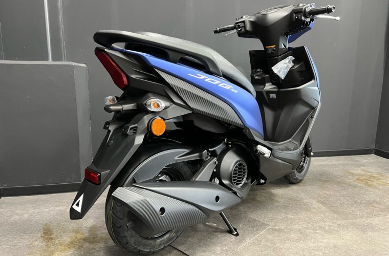 ヤマハの新型スクーター・JOG125、入荷しました♪3