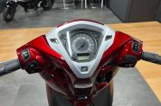 【ホンダ】リード１２５・２０２３年カラー、レッドが入荷しました♪7