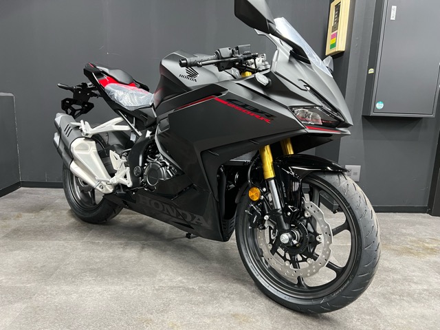 ホンダ CBR250RR・2023年の新型が入荷致しました♪3