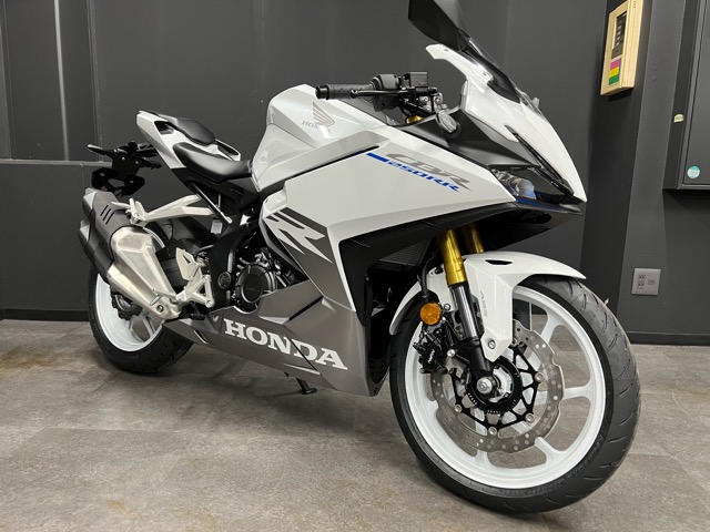 ホンダ CBR250RR・2023年の新型が入荷致しました♪5