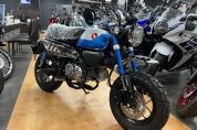 ホンダ・モンキー125のブルーの在庫新車が入荷致しました！