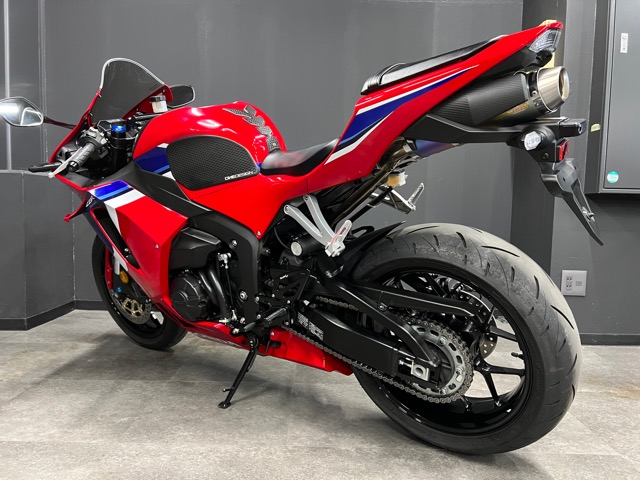 ホンダ・CBR600RRの中古車が入荷致しました♪6