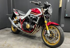 ホンダ・CB1300SF SP 30th Anniversary の中古車が入荷致しました♪