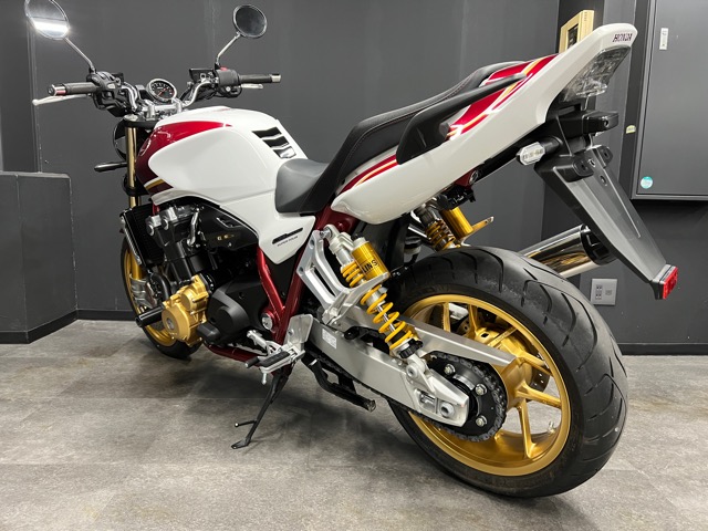 ホンダ・CB1300SF SP 30th Anniversary の中古車が入荷致しました♪6