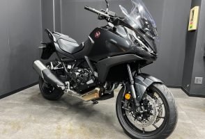 【中古車入荷情報】ＤＣＴのスポーツツアラー・ＮＴ１１００入荷しました！